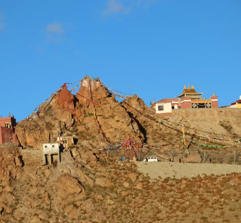 Chiu Monastery: A Spiritual Sanctuary Overlooking Manasarovar Lake