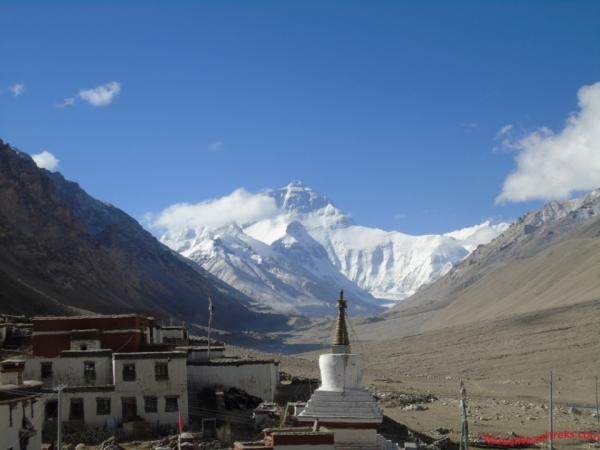 Everest Tour Via Tibet gallery image 