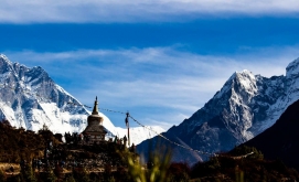 Why Is Mount Everest So Unique? Exploring Its Mysteries, Challenges, and Allure