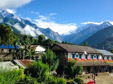 Discover -Dhampus Trekking